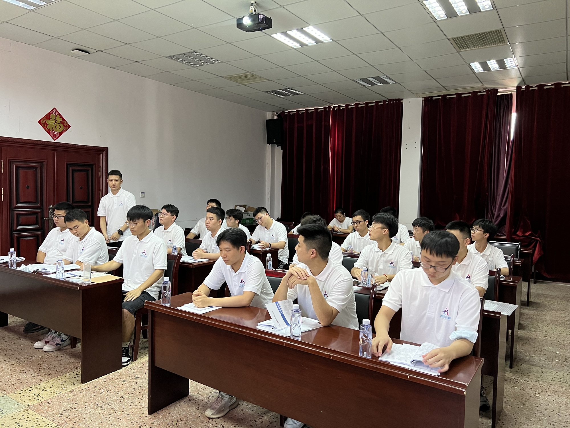 20220716 �����뺣 һ�ֹ�˾�ٿ���Ա������� ͼ2.jpg